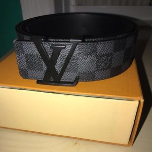 LOUIS VUITTON BELT